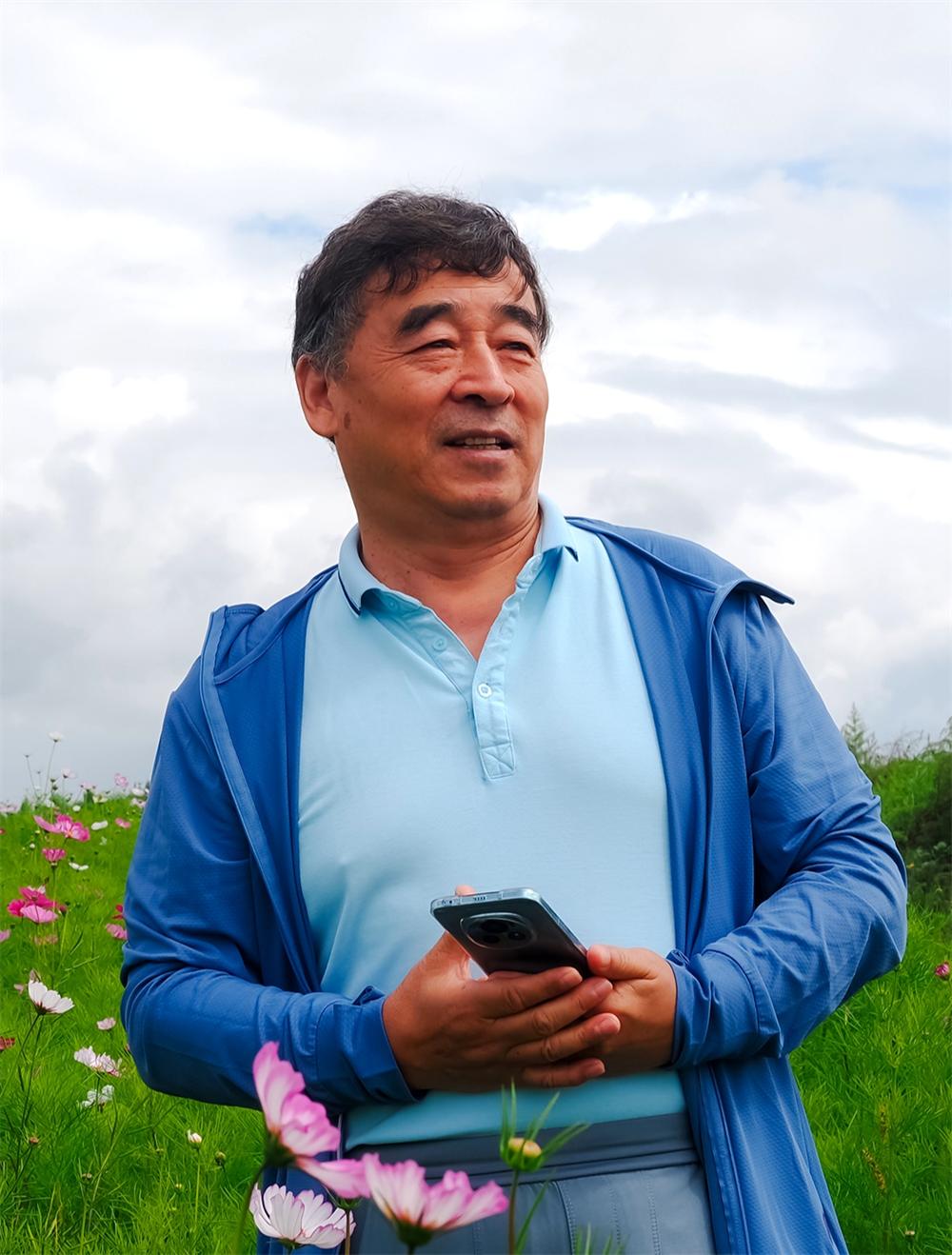 刘延矿:甲骨文字间的农耕文明探寻者与书法艺术家-艺众网 刘延矿:甲骨文字间的农耕文明探寻者与书法艺术家